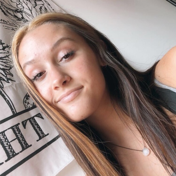 lhuston15